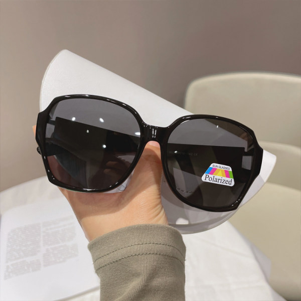 Ochelari de soare moderni de dama cu protectie UV