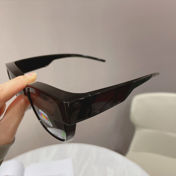 Ochelari de soare moderni de dama cu protectie UV