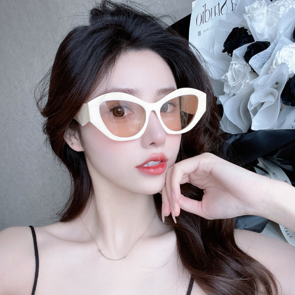 Ochelari de soare retro dama model nou