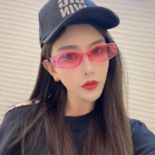 Ochelari de soare colorați pentru femei