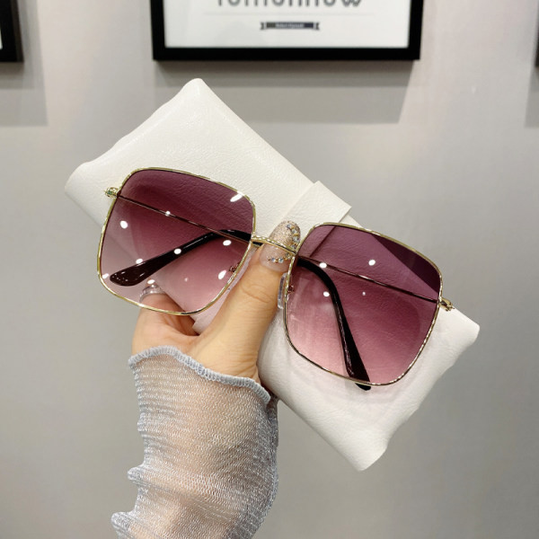 Ochelari de soare de damă - formă pătrată