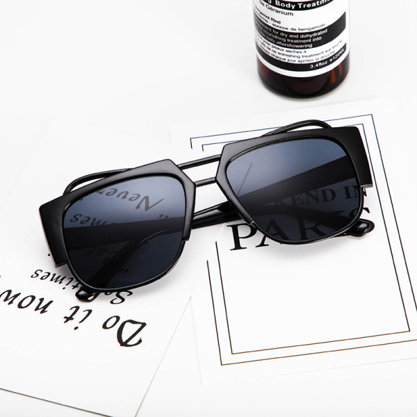 Ochelari de zi cu zi - în diferite culori