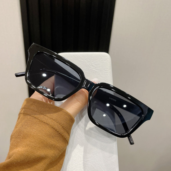 Ochelari de soare pentru femei împotriva razelor ultraviolete