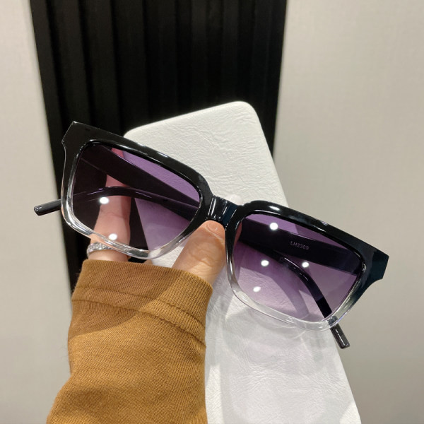 Ochelari de soare pentru femei împotriva razelor ultraviolete