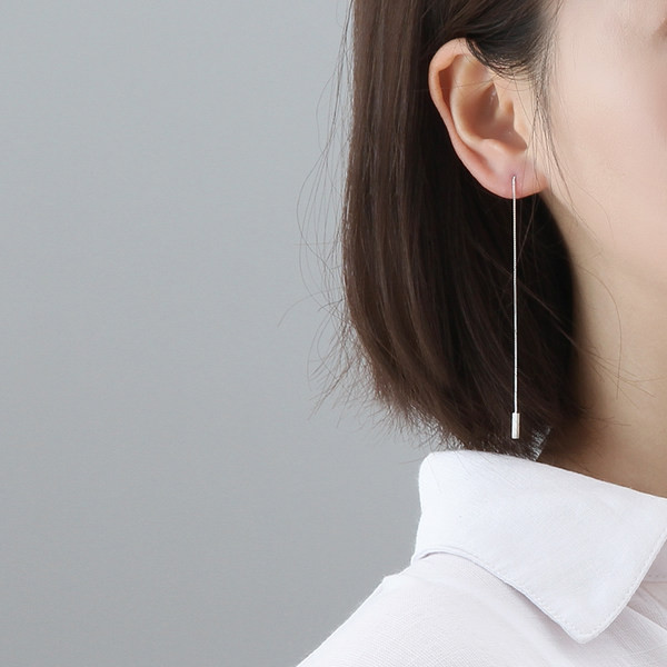 Cercei lungi eleganti de dama