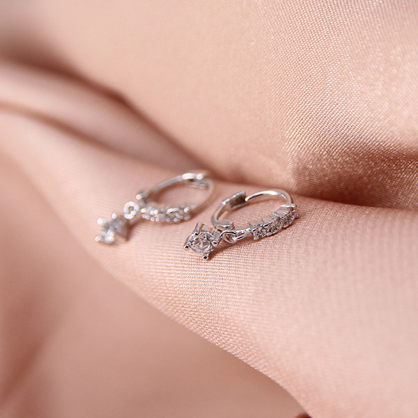 Cercei rotunzi de dama cu pietre si inchizatoare ascunsa