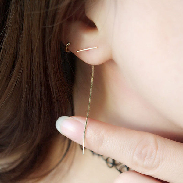 Model nou de cercei de dama in doua culori