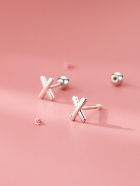 Cercei casual pentru femei de culoare argintie