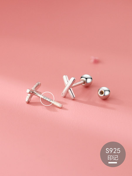 Cercei casual pentru femei de culoare argintie