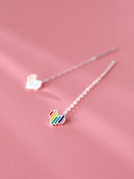 Cercei de damă în formă de inimă