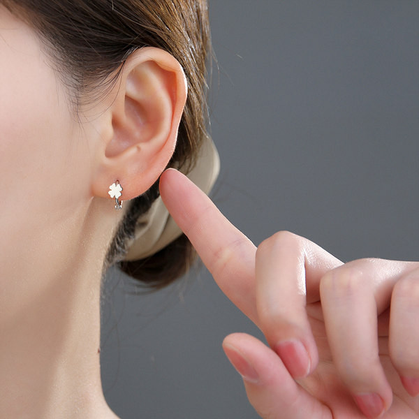 Cercei de damă – în formă de trifoi