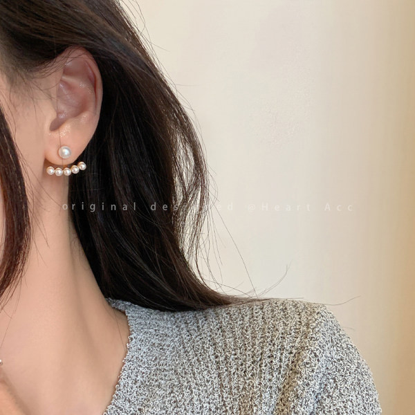 Model nou de cercei de dama cu perle