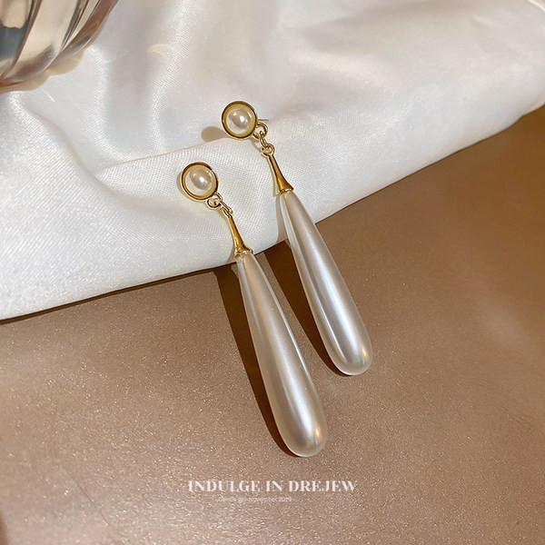 Cercei eleganti de dama