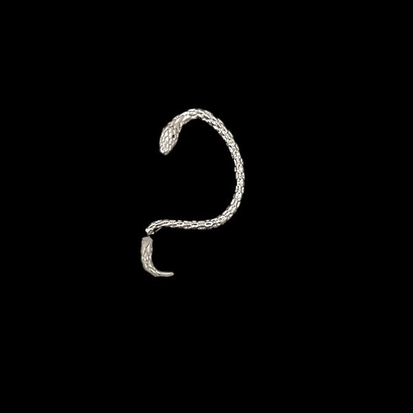 Cercei moderni de dama in forma de sarpe