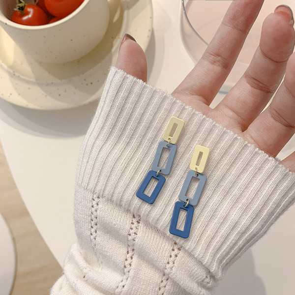 Cercei lungi de dama model nou de culoare albastra