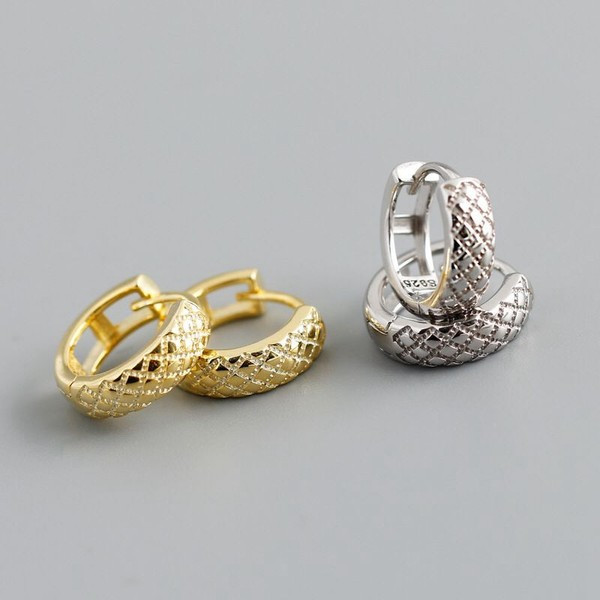 Cercei casual dama gravati de culoare argintiu si auriu