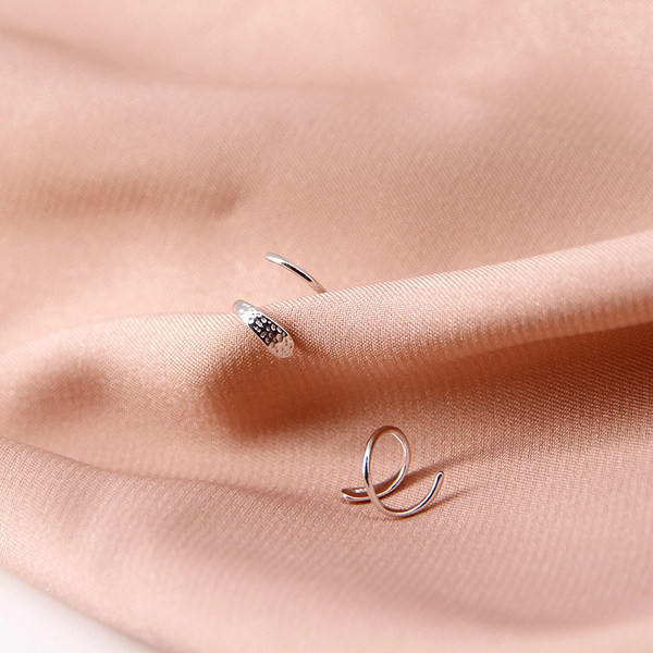 Noul model de cercei spirală de damă