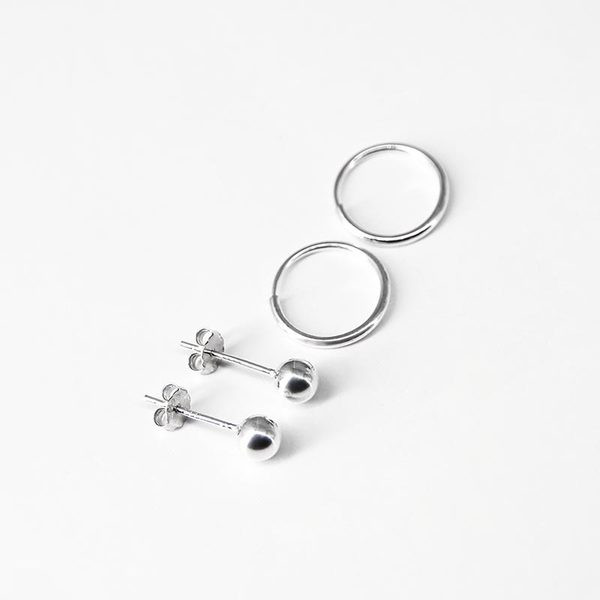 Naiste hõbedased kõrvarõngad