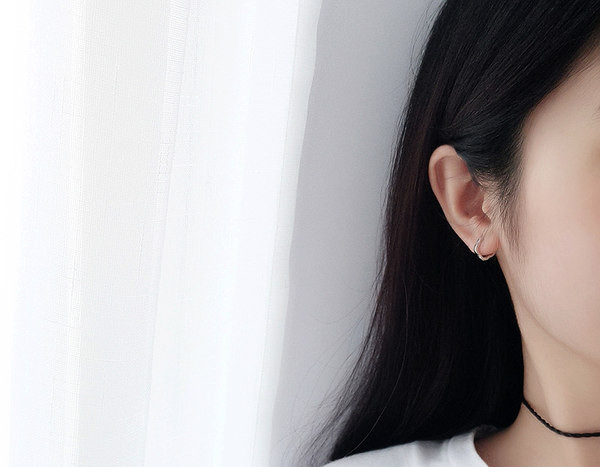 Naiste igapäevased kõrvarõngad - hõbedast värvi