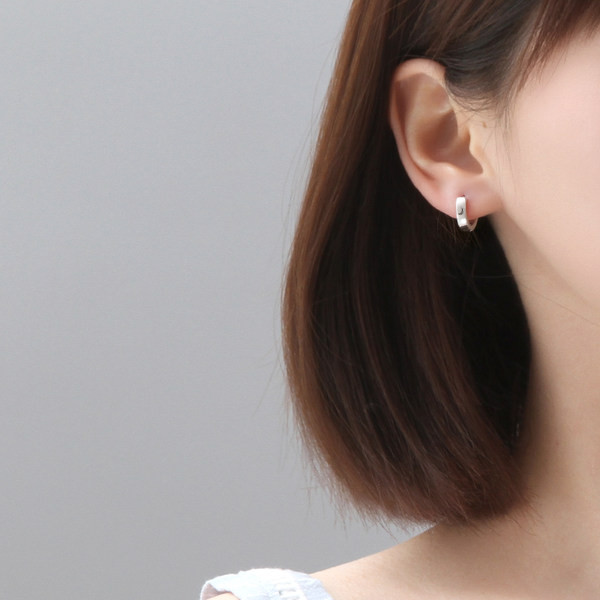 Cercei moderni de damă cu soare și lună gravați