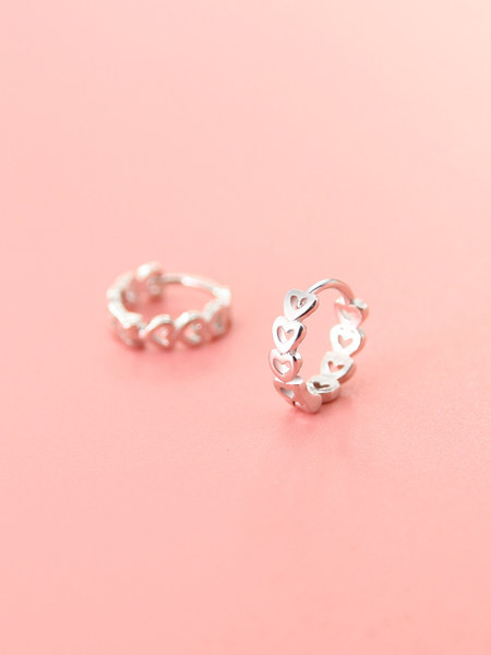 Cercei cu cerc casual în formă de inimă