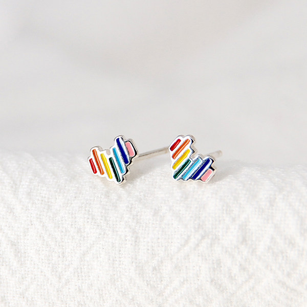 Cercei de dama cu flori in forma de inima