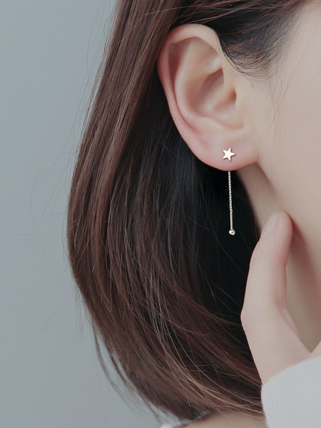 Cercei lungi cu pandantiv stea de dama