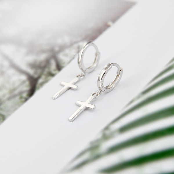 Cercei casual cu pandantiv în cruce pentru femei