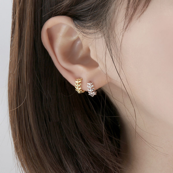 Cercei la modă pentru femei