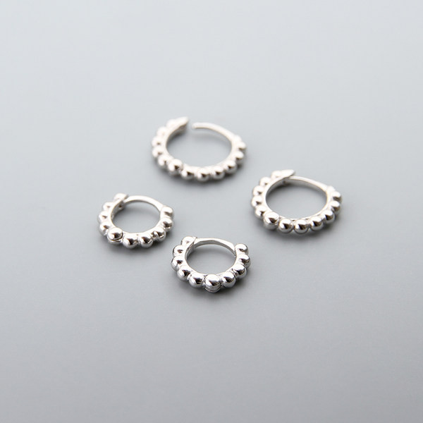 Cercei de dama mici model de zi cu zi