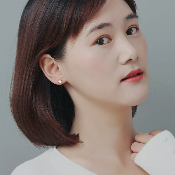 Cercei de dama cu pietre decorative