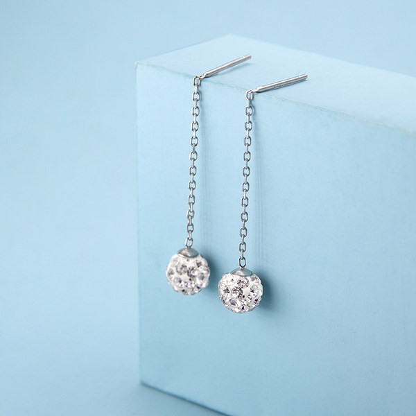 Cercei lungi de dama moderni cu pietre