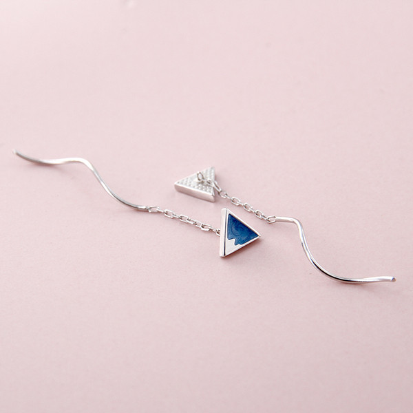 Cercei de dama cu pandantiv metalic