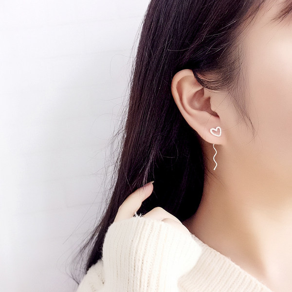 Naiste vabaaja kõrvarõngad