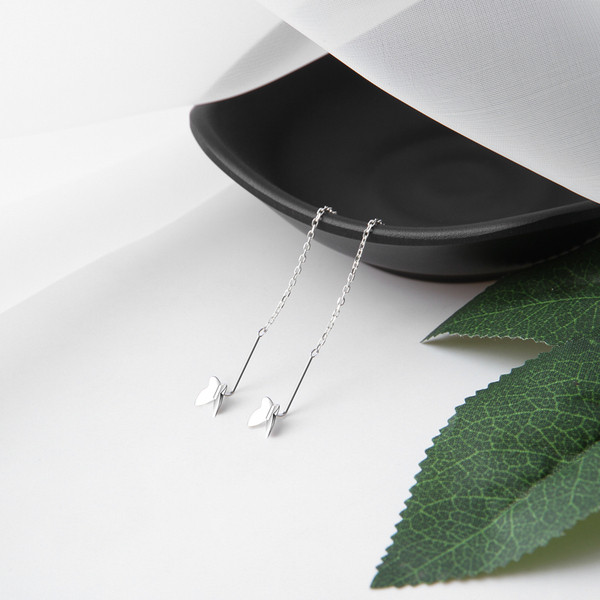 Cercei de dama in culoare argintie model nou