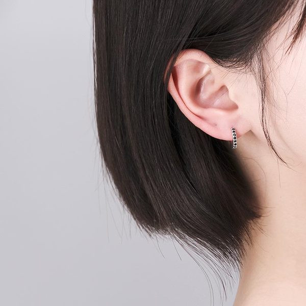 Cercei dama cu pietre decorative model nou