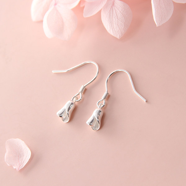 Cercei de dama tip floare cu carlig