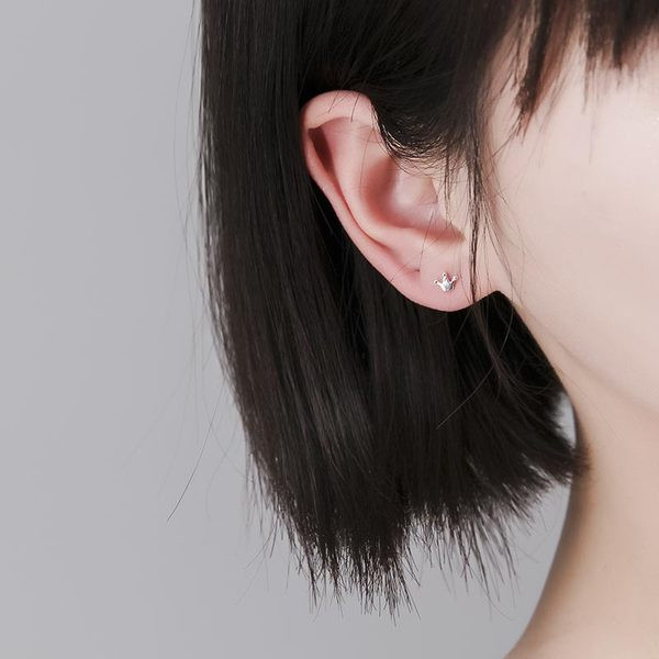 Cercei cu șurub pentru femei mici