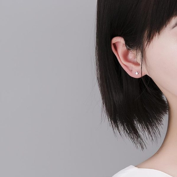 Cercei cu șurub pentru femei mici