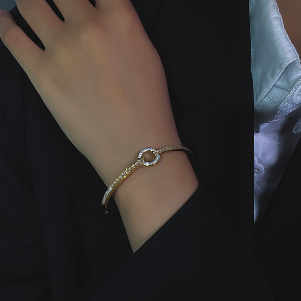 Bratara de dama tip balon cu pietre