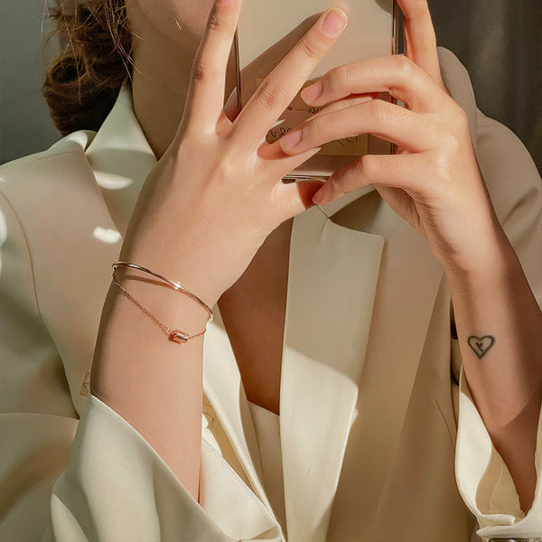 Bratara casual dama cu pietre