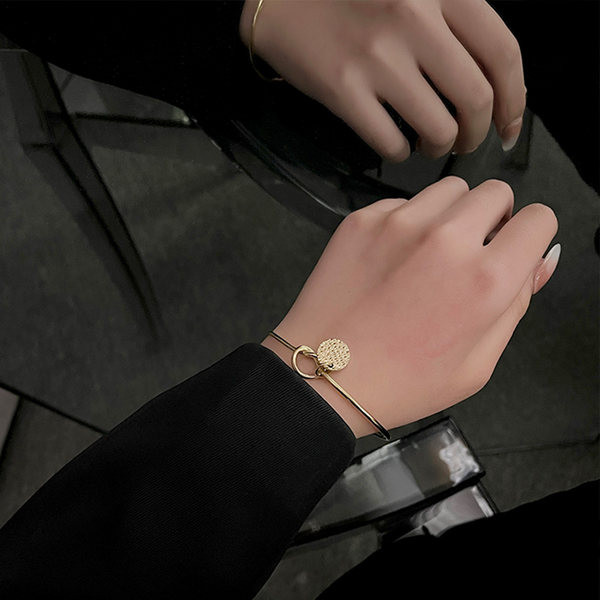 Brățară de damă model nou cu pandantiv