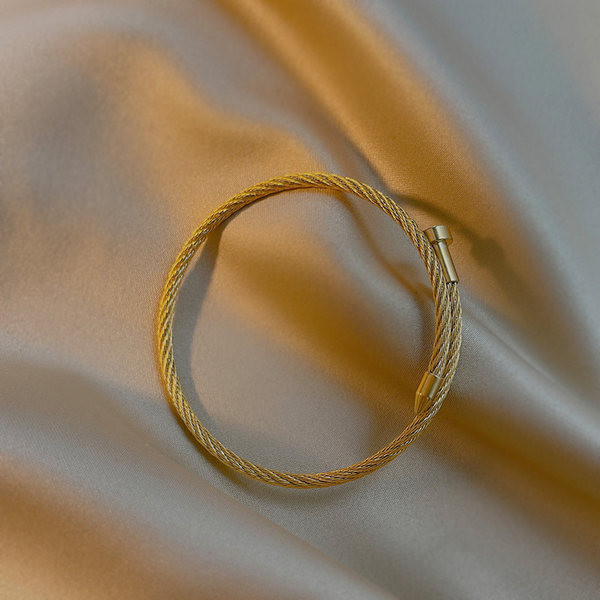 Bratara de dama moderna tip balon de culoare aurie