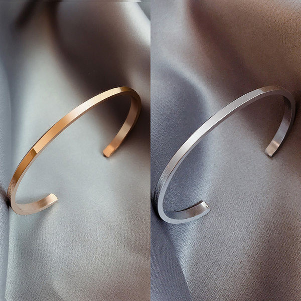 Brățară tip inel de damă curată