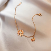 Brățară reglabilă cu pandantiv cu flori de damă