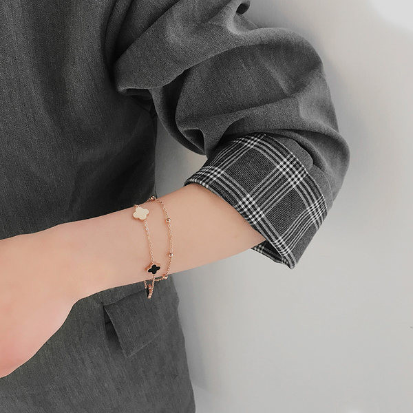 Naiste kahekihiline ristikuga titaanterasest käevõru