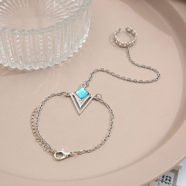 Bratara de dama moderna cu inel - culoare auriu si argintiu