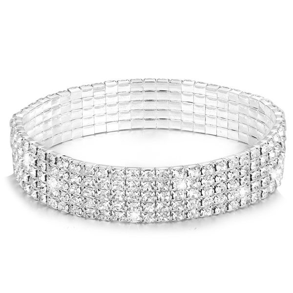 Bratara de dama moderna la glezna - mai multe modele