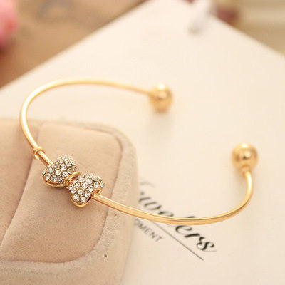 Bratara de dama cu panglica si inima cu pietre