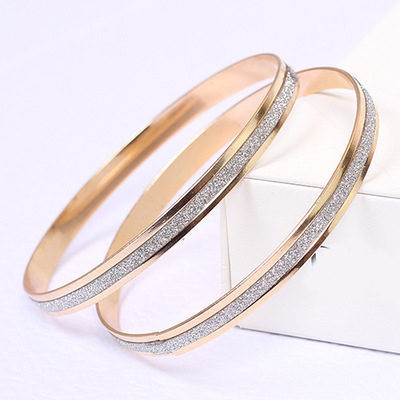 Bratara de dama moderna cu pietre decorative model nou